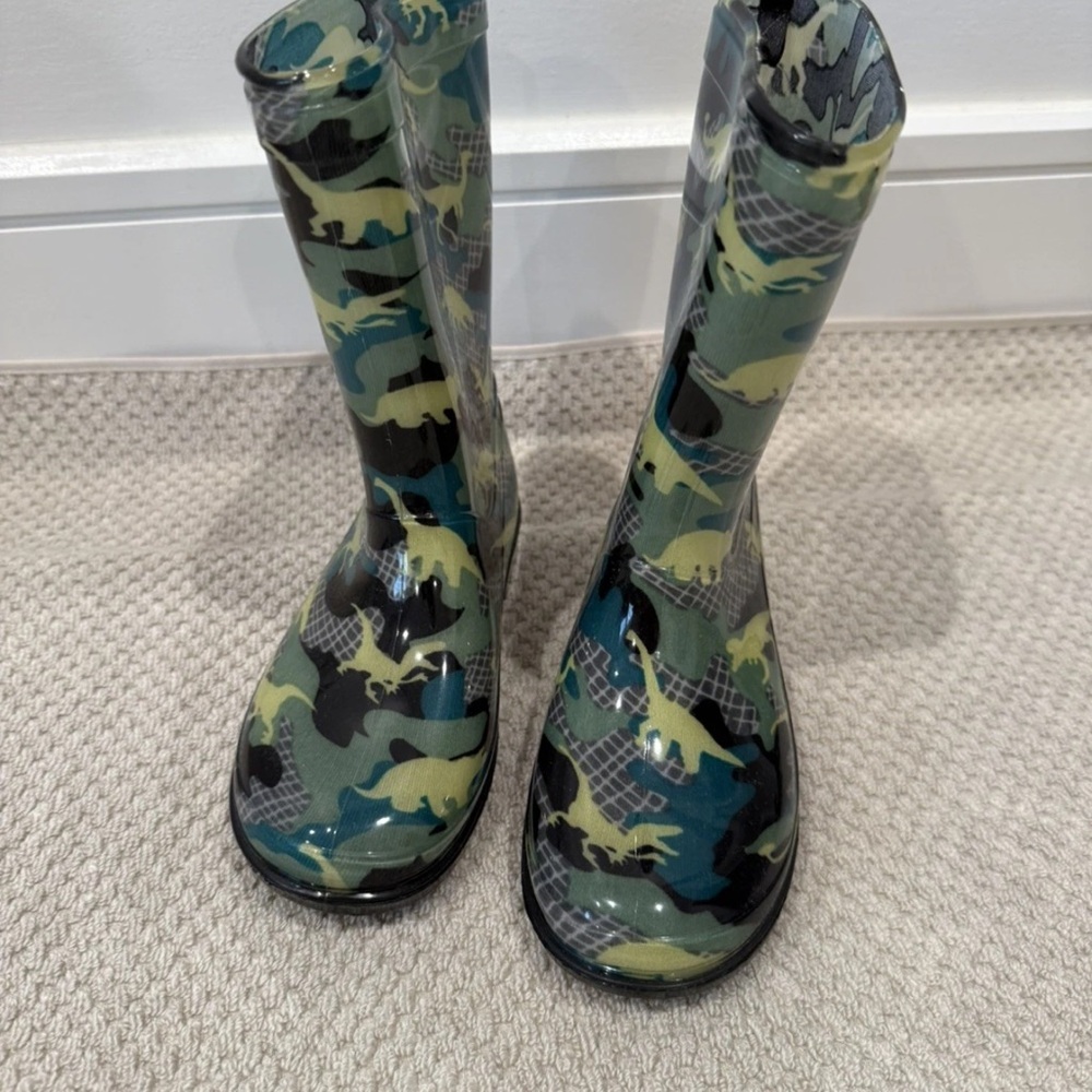 Primark Kids Camouflage Rain Boots in Green and Blue